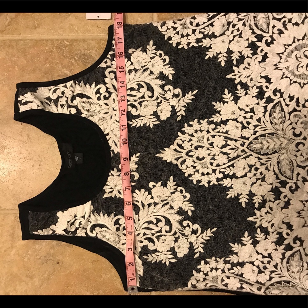 Embroidered Tank Top - Picture 5 of 7
